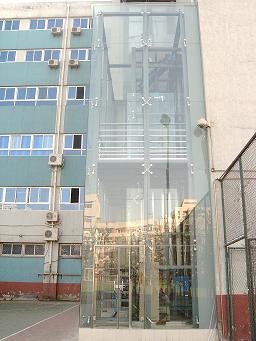 观光电梯玻璃井道